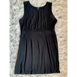 Sleeveless Black Dress